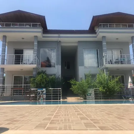 Poseidon شقة فندقية