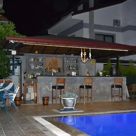 Poseidon شقة فندقية *